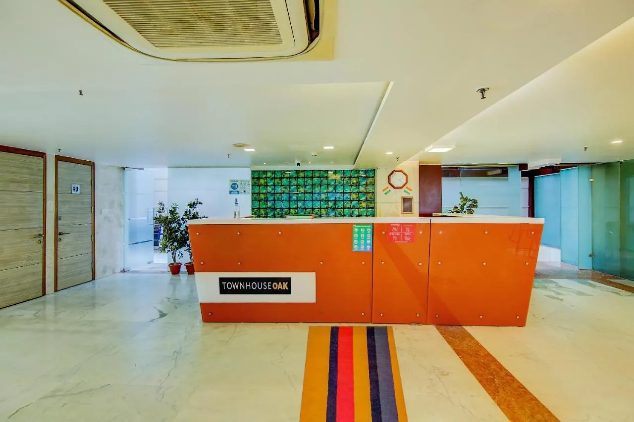 Townhouse Oak Safdarjung Hotel New Delhi 3*,